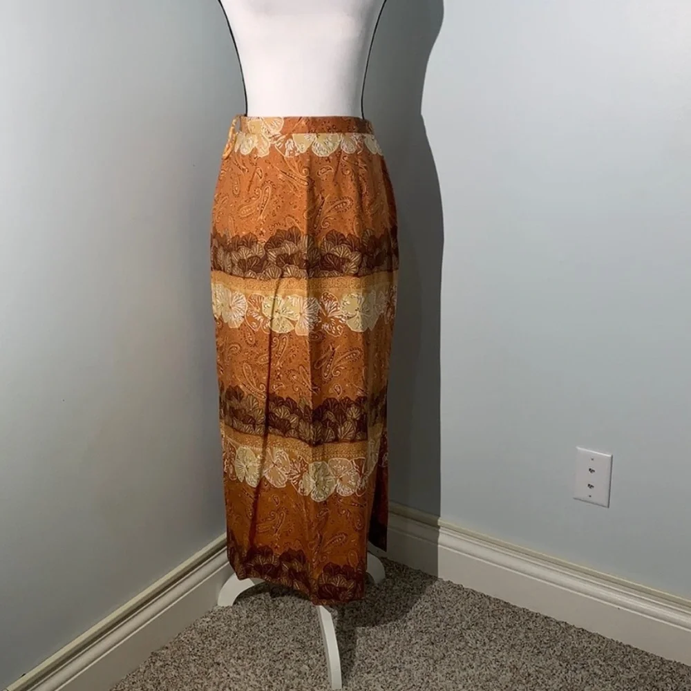 💯% Silk Vintage Chic Paisley Maxi Skirt in Brown and Cream